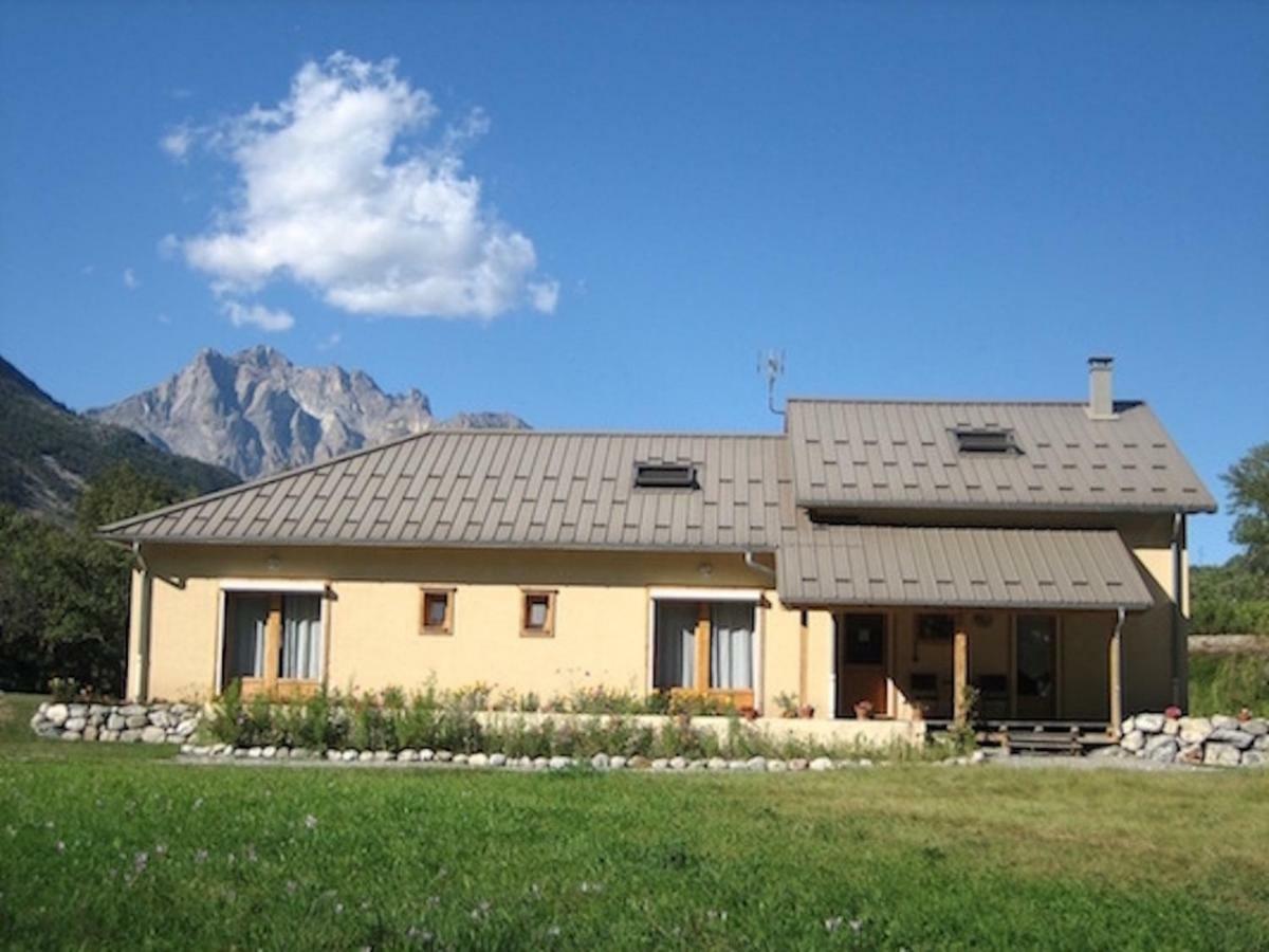 Chambres D'Hotes La Pierre D'Oran L'Argentiere-la-Bessee Exterior photo
